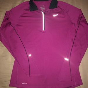 Large Nike dry-fit half zip